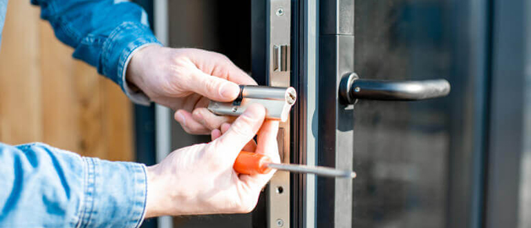 Commercial Locksmith Kingsburg